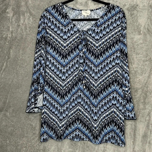 Carol Rose 1X Shirt Top Blue Chevron Striped Keyhole V Neck Flounce 3/4 Sleeve - Picture 1 of 8